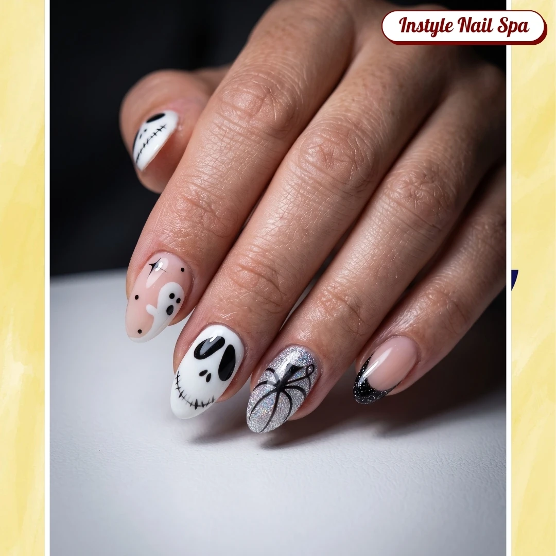Trending nails art